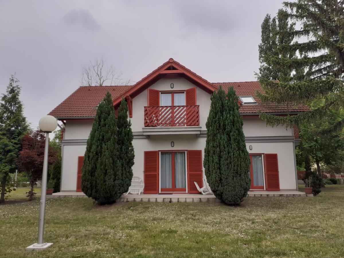 Zoeld Zona Zamardi Ueduelo Bed & Breakfast Dış mekan fotoğraf